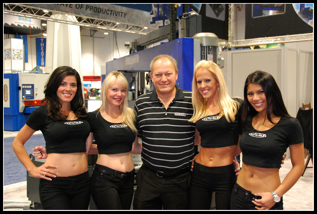 William Giacometti, CEO of MEP Italy, Ocean Machinery's sawing partner, with the always popular Oceanettes